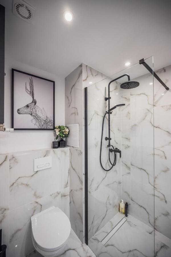 Przytulny Apartament 150 Metrow Od Rynku Apartment Wroclaw Ngoại thất bức ảnh