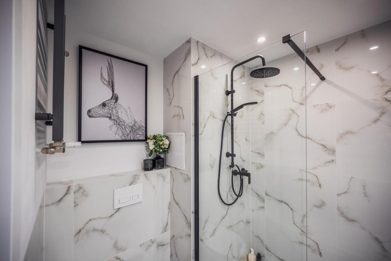 Przytulny Apartament 150 Metrow Od Rynku Apartment Wroclaw Ngoại thất bức ảnh